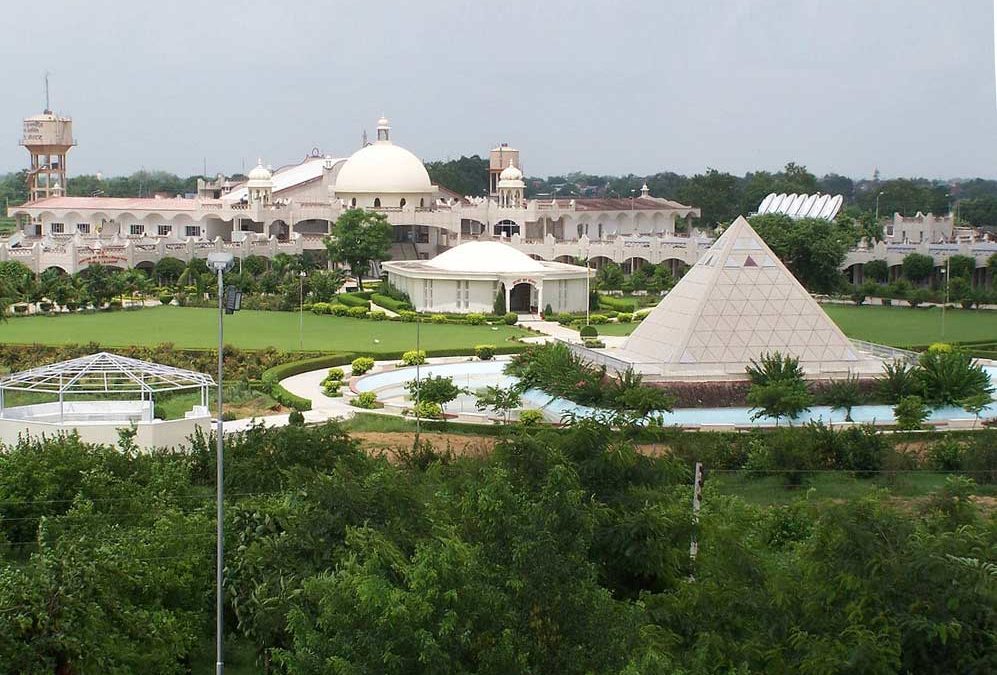 India y Nepal Místicos + RETIRO LATINO (Brahma Kumaris)